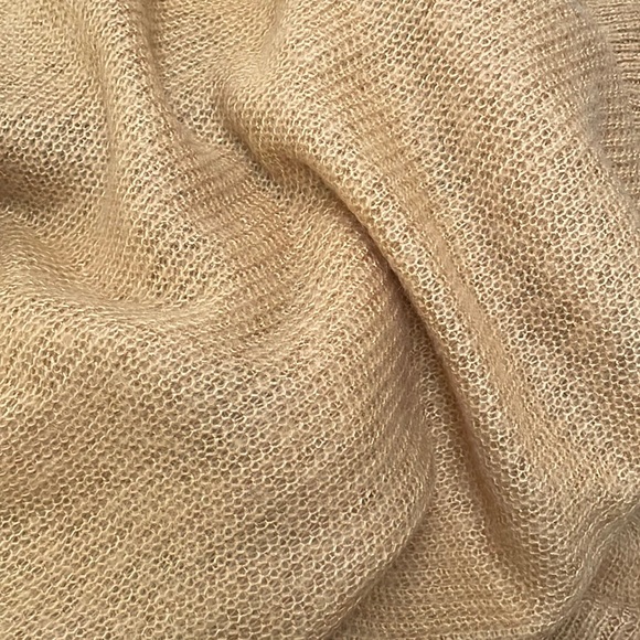 Wrapped in Yards of Warmth & Prettiness. Perfect Camel Colour. Knit Scarf - Picture 5 of 9